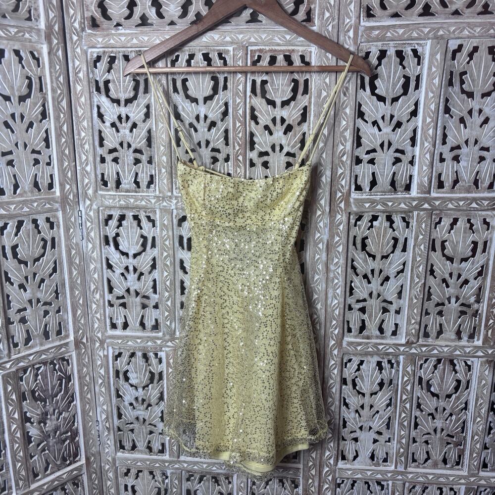 LUCY IN THE SKY Strappy Dress in Butter Yellow Sequin Party Dinner Formal SZ S